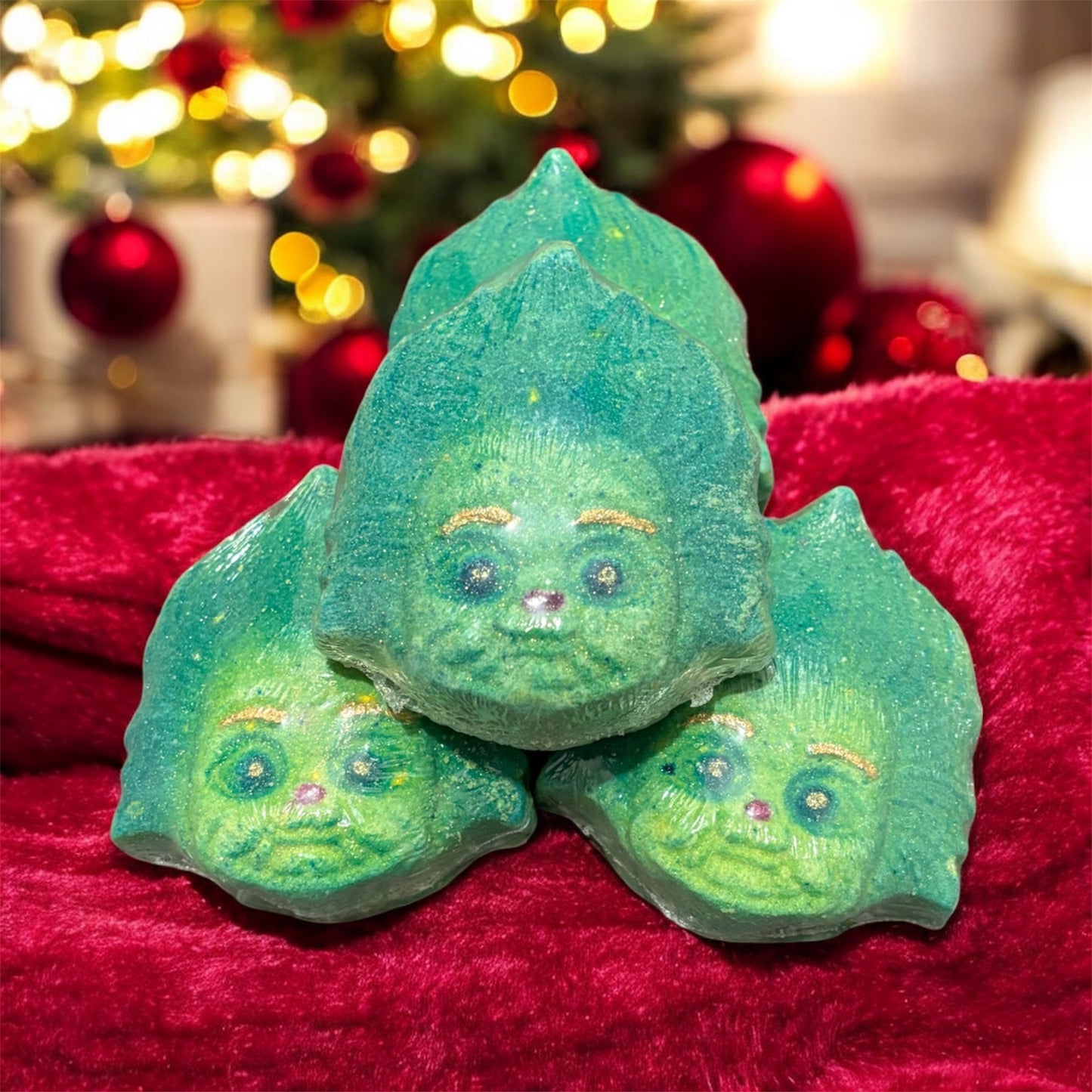 Baby Grinch bathbomb